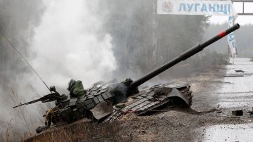 Tanque ruso destruido en Ucrania