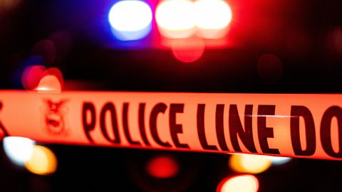 Policía investiga caso de adolescente posiblemente secuestrada en su propio auto en estacionamiento de Walmart