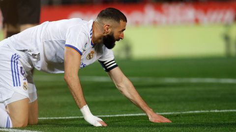 El delantero francés Karim Benzema se lesionó casi al final del partido ante el Mallorca.