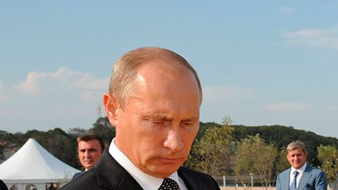 Vladimir Putin pide a Europa abrir cuenta en banco ruso para poder comprar gas natural ruso