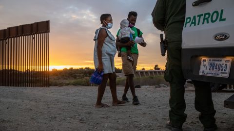 El programa Permanecer en México sigue vigente tras una orden de la Corte Suprema.