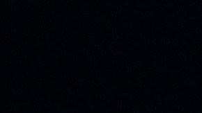 Román "Chocolatito" González en acción, aturdiendo al mexicano Julio César Martínez.