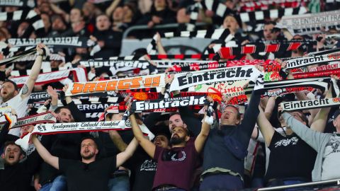 El Frankfurt ganó 2-1 en el partido de ida en los octavos de final.
