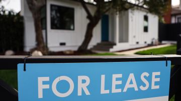 LOS ANGELES, CALIFORNIA - MARCH 15: A "For Lease" sign is posted outside a house available for rent on March 15, 2022 in Los Angeles, California. Single-family rental home prices are soaring and increased a record 12.6 percent in January compared to the previous year, according to new data from CoreLogic. (Photo by Mario Tama/Getty Images)