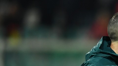Leonardo Bonucci y Jorginho tras la eliminación de Italia frente a Macedonia del Norte.