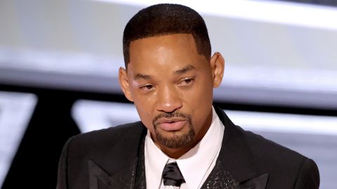 Will Smith lloró durante su discurso, minutos después de golpear a Chris Rock.