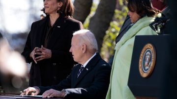 Biden firmó la “Ley Antilinchamiento Emmett Till”