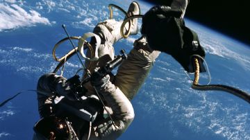 Gemini 3, apodado "Molly Brown", despegó hace 50 años llevando a la primera tripulación de dos personas a la órbita de los Estados Unidos