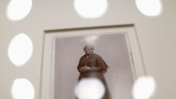 Nacida en la esclavitud en Maryland, Harriet Tubman se liberó y desempeñó un papel importante en la liberación de los millones restantes
