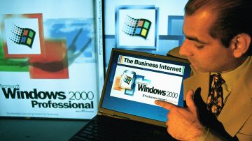 Windows 2000 fue un eslabón esencial en una cadena ininterrumpida que comenzó con Windows NT 3.1 en 1993 y continúa hasta el día de hoy con Windows 10.