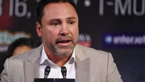 Óscar de la Hoya, una leyenda retirada del boxeo, actualmente dirige la promotora Golden Boy Promotions.