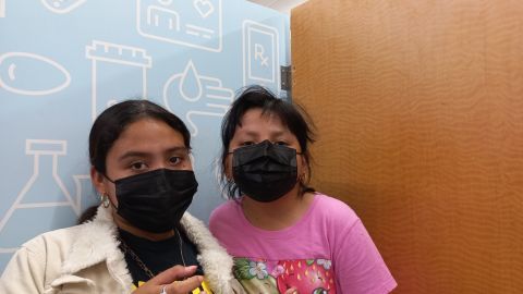 Las hijas de Gabriela Rangel continúan utilizando el cubrebocas. (Suministrada)