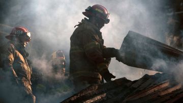Seis hermanos mueren calcinados al incendiarse su casa en Oaxaca, México