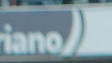 Los disturbios en La Corregidora llegaron hasta el terreno de juego.