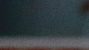 Enzo Martínez (i) del Querétaro, disputa un balón con Rodrigo Aguirre (d) del Necaxa.