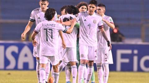 La Selección Mexicana celebra un gol.