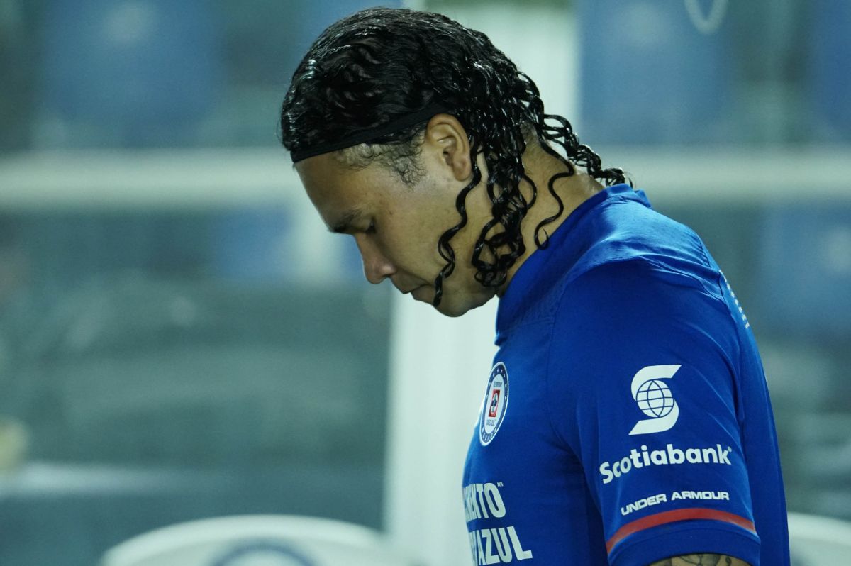 Gullit Peña sent a direct message to his detractors: the Mexican soccer player puts his face to the controversies