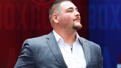 El boxeador Andy Ruiz, miembro del 'Canelo Team', demora en su regreso al ring.