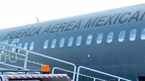 Segundo avión militar mexicano realiza vuelo de regreso a México con familias que huyen de Ucrania