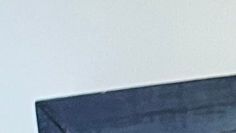 Mayra Arochi Estrada con su hijo Marco Gómez quien la ayuda a obtener la residencia. (Cortesía Paulina Herrera)