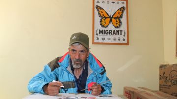 Miguel Angel Lujano, migrante de la tercera edad, en la sede de la organización Comunidad en Retorno, de la CDMX