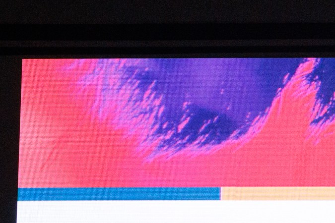 Los 10 jóvenes hispanos premiados en la semana del Super Bowl. Sammis Reyes (der.), jugador chileno de la NFL, los acompañó. /Foto: Cortesía HHF