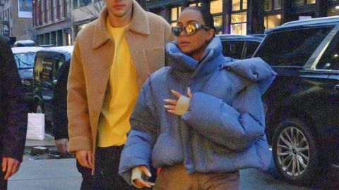 Pete Davidson y Kim Kardashian están entregados al amor.