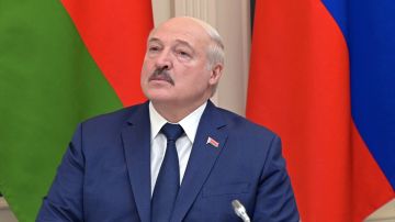 Presidente de Bielorrusia muestra por error los planes rusos para invadir Moldavia