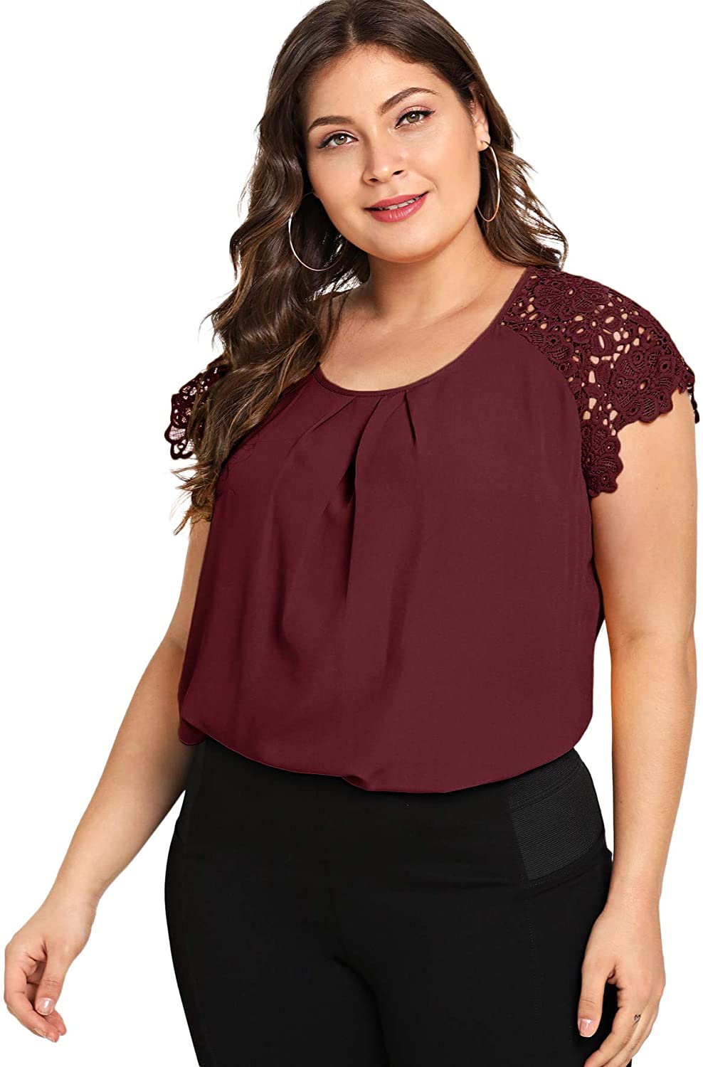 4 blusas plus size casuales para lucir elegante y a la moda - La Opinión