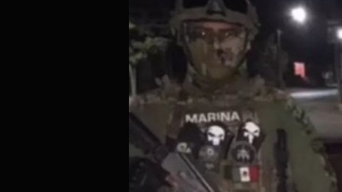 Sicarios, de los hijos del Chapo Guzmán, patrullan Sinaloa vestidos como militares.