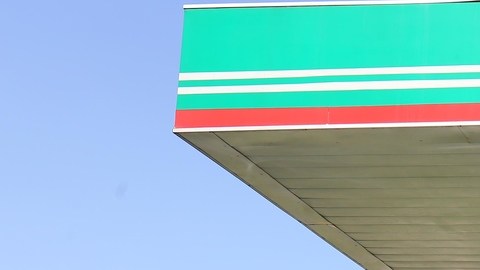 AMLO descarta aumento de precios en gasolinas de México por crisis en Ucrania