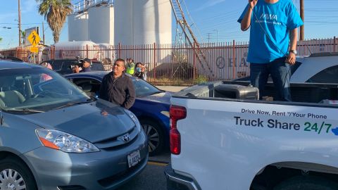 Trabajadores de Uber y Amazon Flex realizaron una protesta por la falta de apoyo ante el alto costo de la gasolina. (Cortesía SEIU 721)