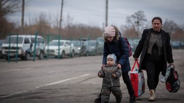 Mujeres y niños son la mayoría de los ucranianos que han dejado su país a raíz del conflicto con Rusia. (Cortesía Manuel Ortiz/Ethnic Media Services)