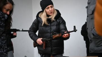 Ucraniana de 22 años abandona escuela de negocios alemana para matar a tantos rusos como sea posible
