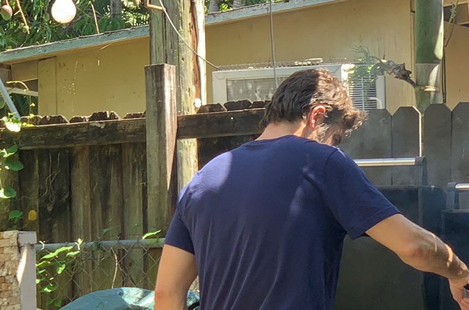 Chocarro preparó sandwiches de carne