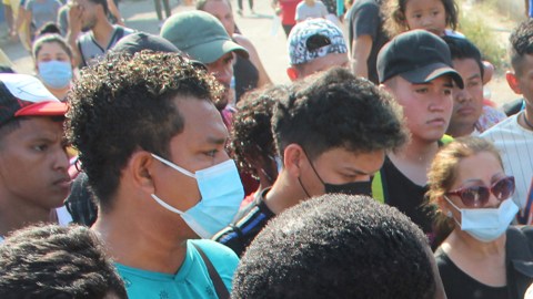 Migración de México suspende temporalmente servicios en Tapachula tras actos violentos