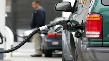 El precio de la gasolina sigue al alza y registra su mayor aumento diario desde 2016