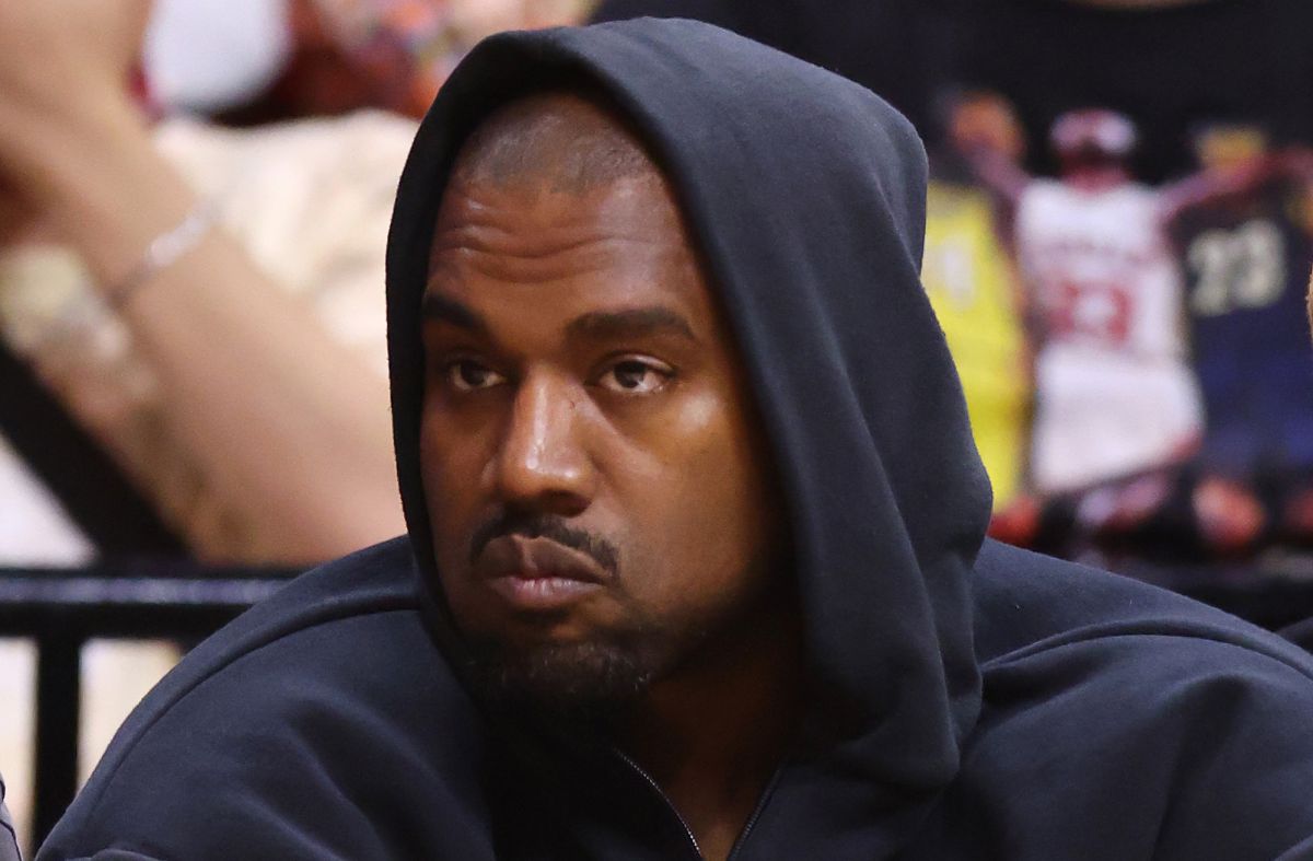 Kanye West Banned From Instagram For 24 Hours After Offensive Posts
