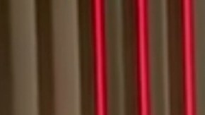 Las chicas de 'La Mesa Caliente' le cantan a Myrka Dellanos.