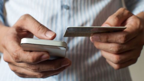 Por qué la factura de tu celular se ha mantenido inmune a la inflación
