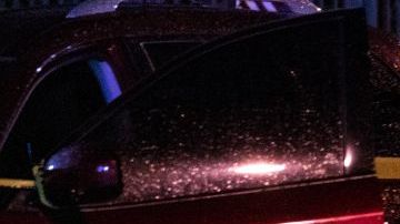 La policía investiga los detalles del confuso incidente que terminó con un hombre detenido.