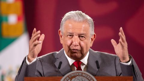 AMLO no descarta ir a tribunales internacionales por energía y T-MEC