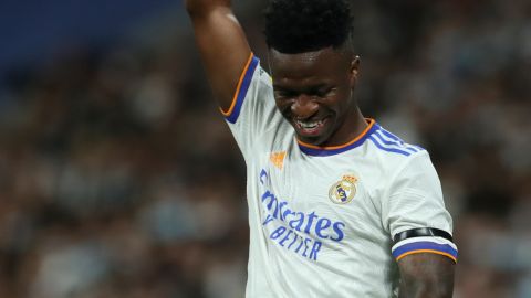 El delantero brasileño Vinícius Jr. habla dentro del campo -con el Real Madrid- y fuera de el también.