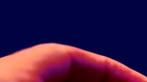"Se quitó el condón y confesó, pero la justicia no lo castigó": el caso de la brasileña víctima de "stealthing"