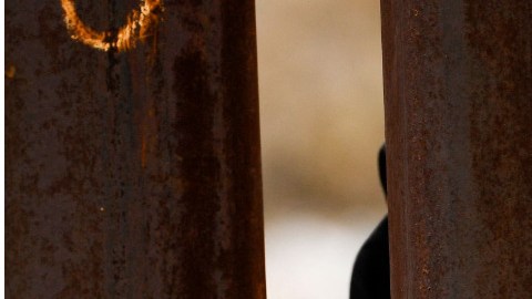 Los migrantes comienzan a alistarse para poder entrar a EE.UU.