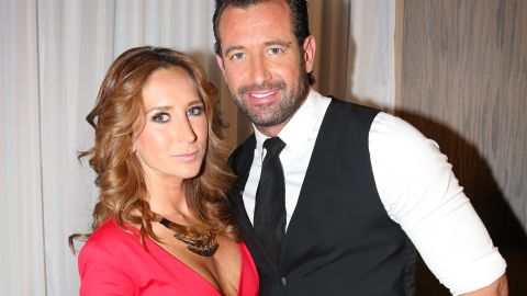 Geraldine de paseo mientras Gabriel Soto con rasguños | Mezcalent.