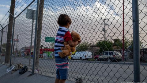 Denuncian maltrato de CBP a niños migrantes