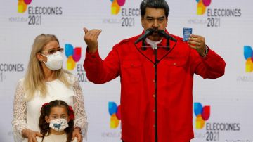 Maduro dice que Duque ordenó profundizar "ataques terroristas" en Venezuela