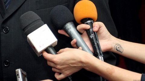 El Salvador sancionará a la prensa que difunda mensajes de pandillas