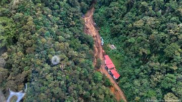Once muertos y siete desaparecidos en el derrumbe de una mina en Colombia